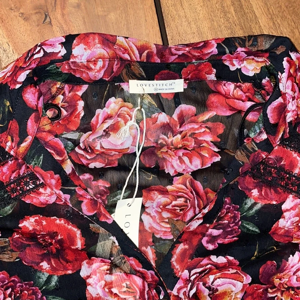 Lovestitch Women's Magenta Floral Floral Lace Trim Mini Dress Size Small NWT - Picture 4 of 10